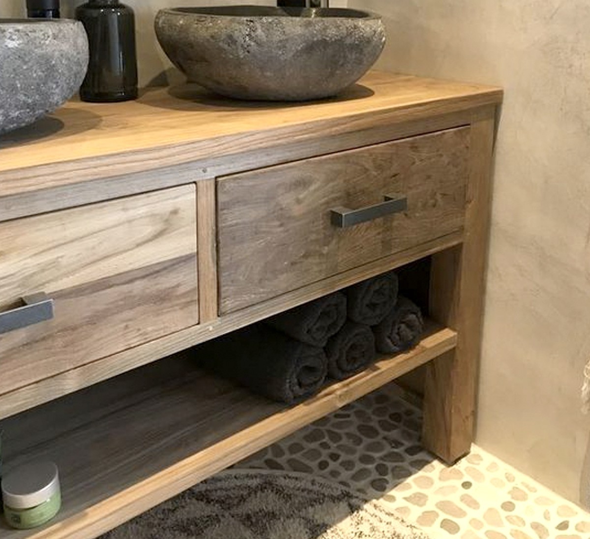 Mobilier pentru baie din lemn masiv - Console | Blaturi